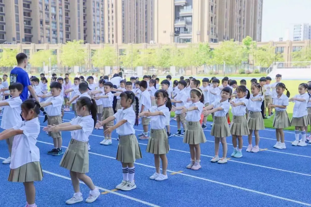 如何从篮球榜样身上学到团队合作精神_1